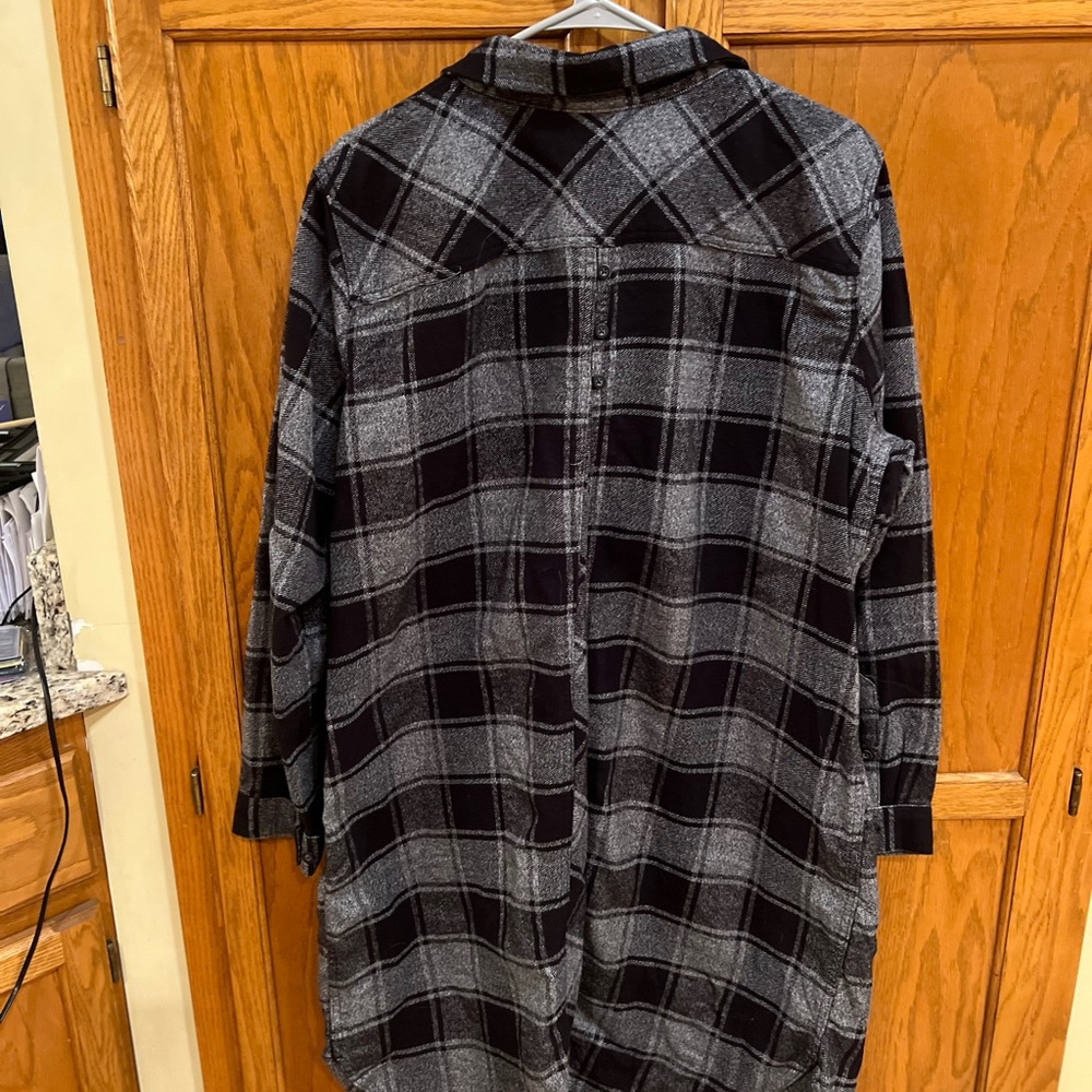 Duluth Trading & Co Folklore Flannel Duster - Picture 4 of 5